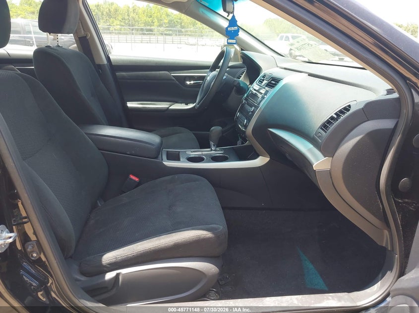 2015 NISSAN ALTIMA auction photo 5