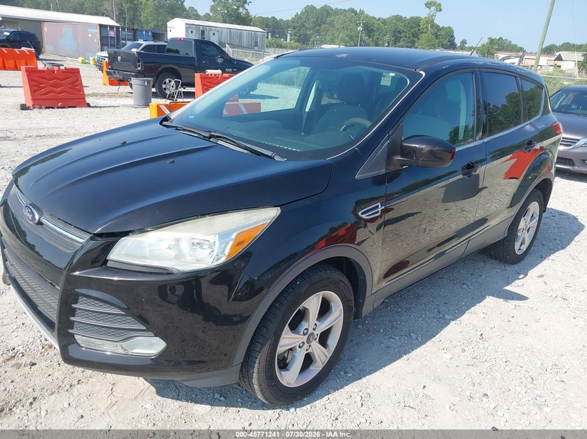 Vin: 1fmcu9gx0dud39988, lot: 46270021, ford escape se 20132