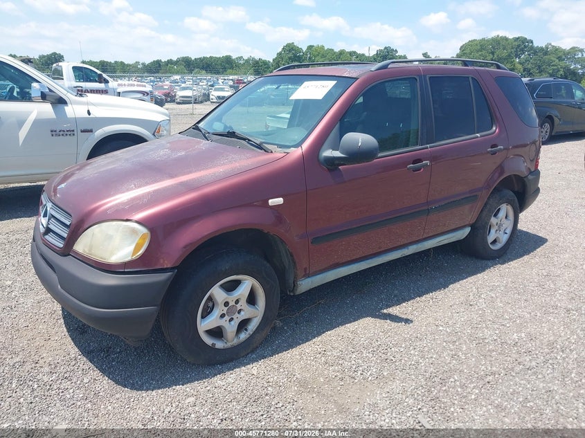 1998 MERCEDES-BENZ ML 320 auction photo 2