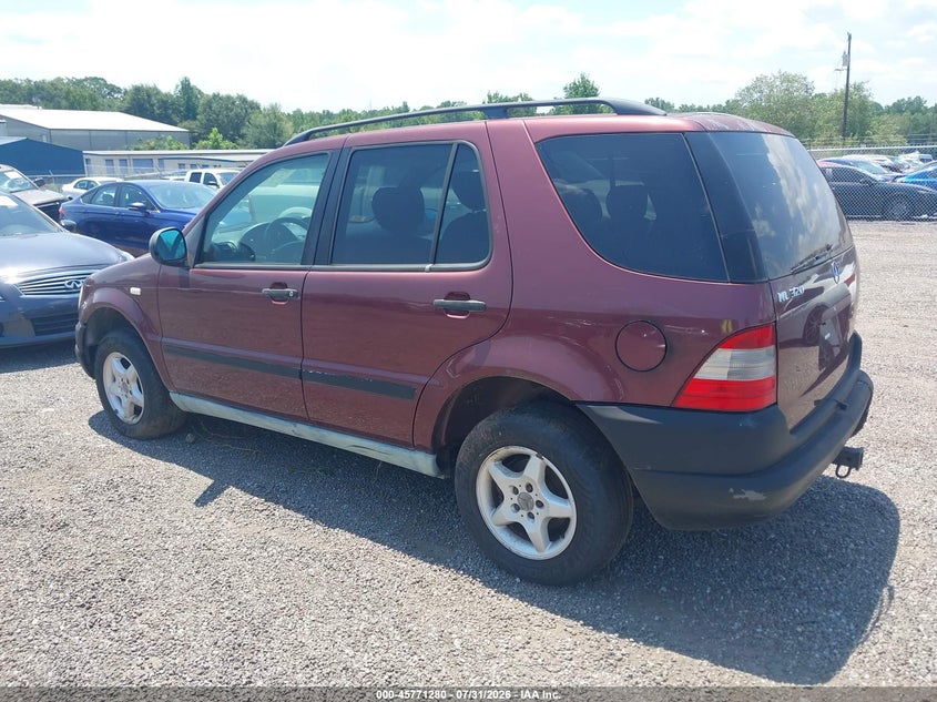 1998 MERCEDES-BENZ ML 320 auction photo 3