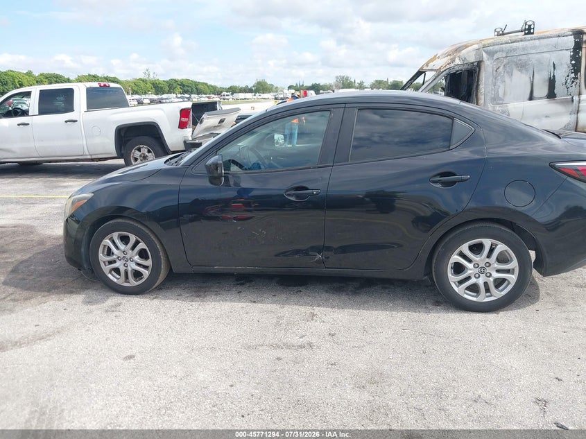 2016 SCION IA auction photo 6