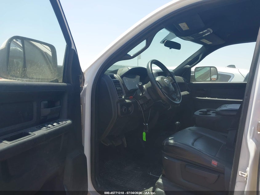 2022 RAM 3500 CHASSIS auction photo 6