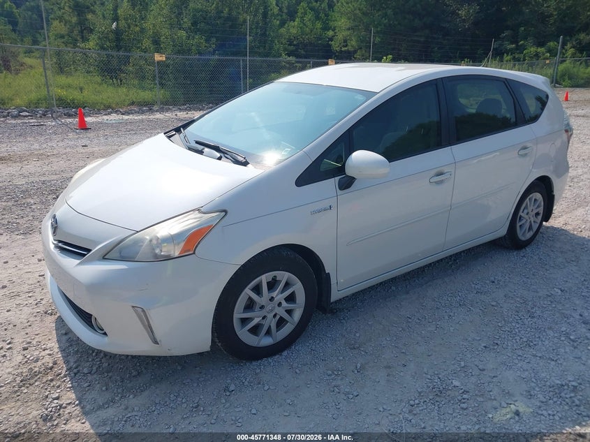Vin: jtdzn3eu4d3206657, lot: 46270128, toyota prius v three 20132