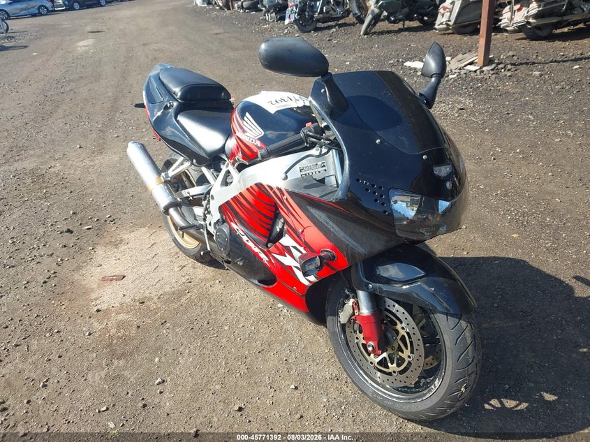 1998 HONDA CBR900 auction photo 1