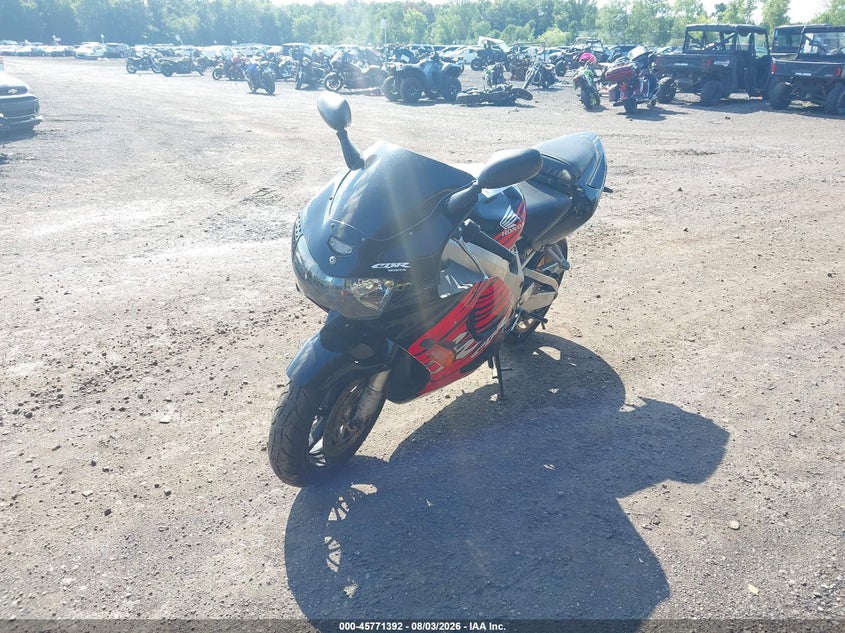 1998 HONDA CBR900 auction photo 2