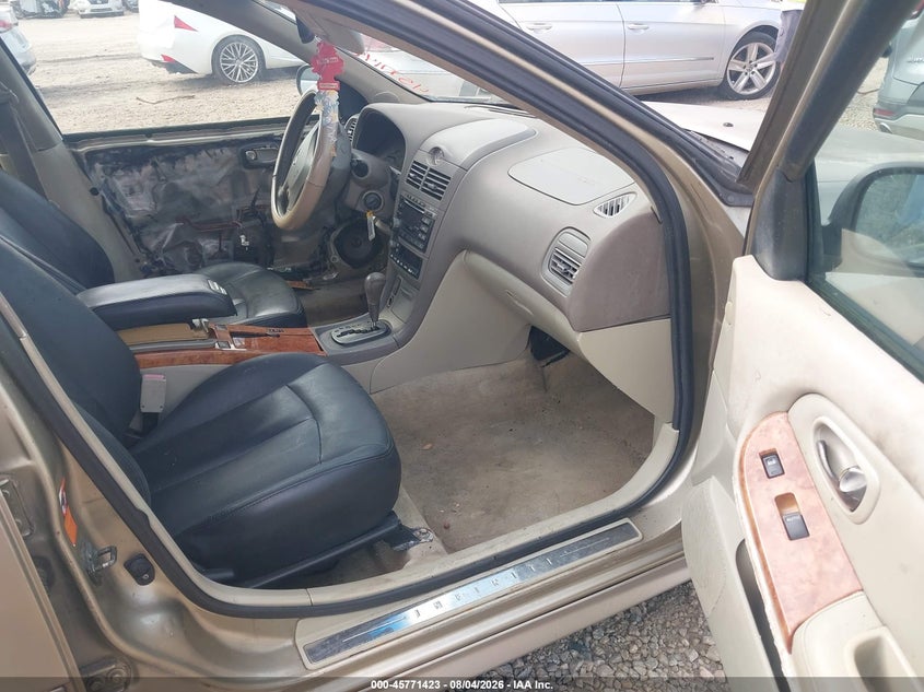 2002 INFINITI I35 auction photo 5