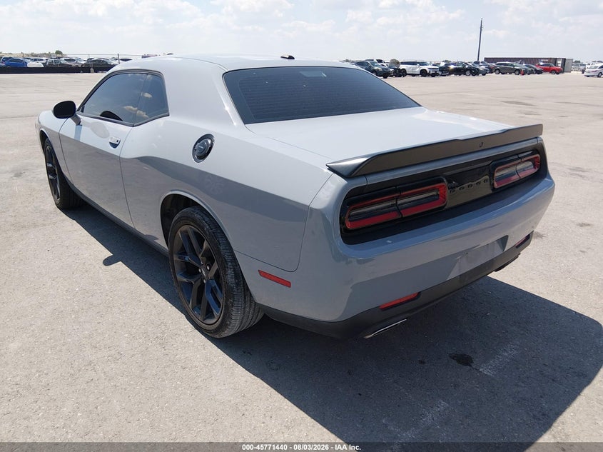 DODGE CHALLENGER - zdjęcie 3