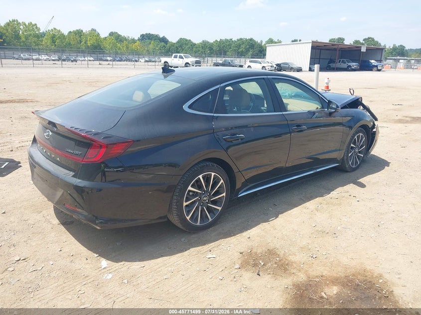 2020 HYUNDAI SONATA auction photo 4