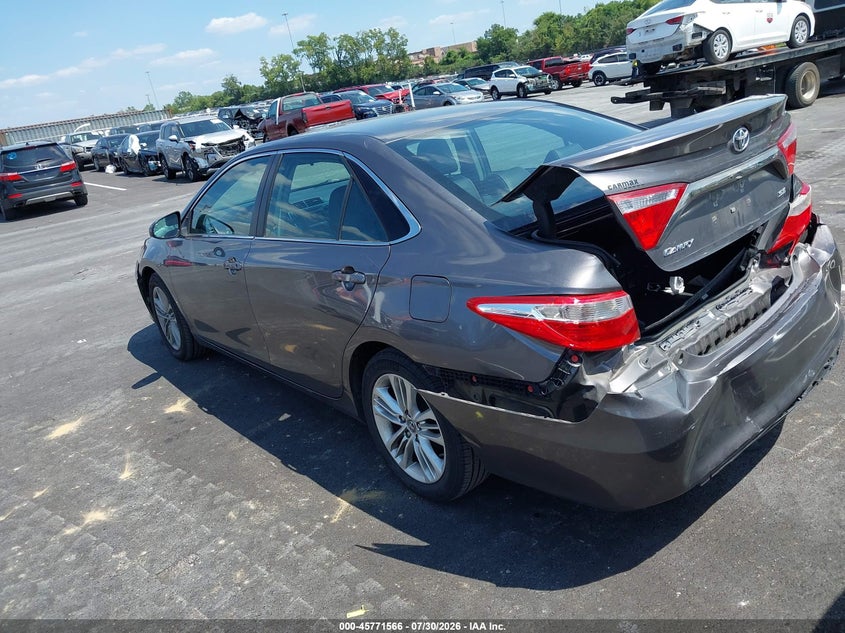 2015 TOYOTA CAMRY auction photo 3