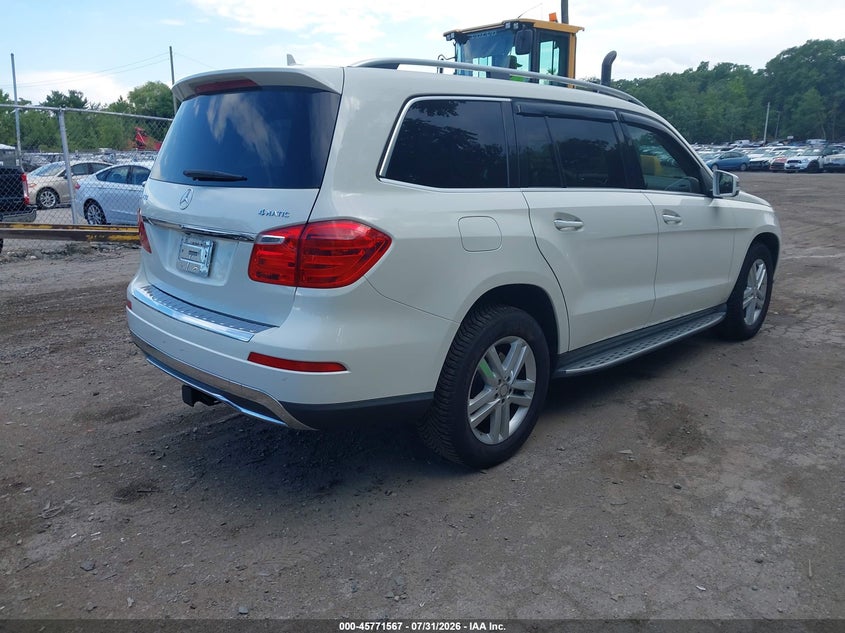 2013 MERCEDES-BENZ GL 450 auction photo 4
