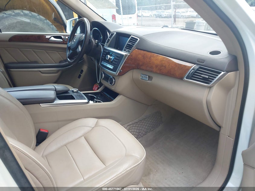 2013 MERCEDES-BENZ GL 450 auction photo 5