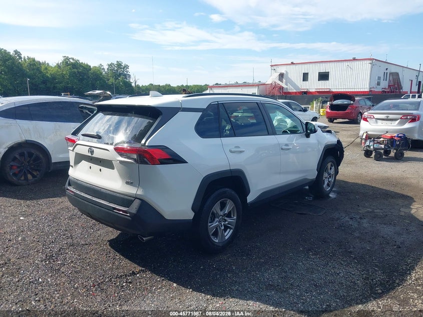 2023 TOYOTA RAV4 auction photo 4