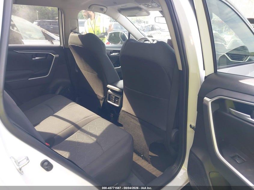 2023 TOYOTA RAV4 auction photo 8
