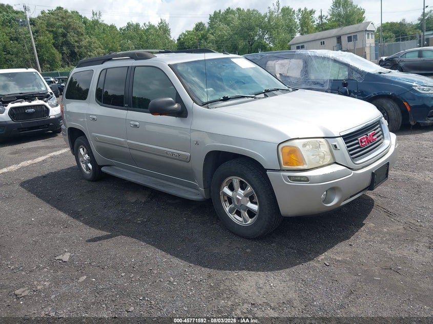 2004 GMC ENVOY XL auction photo 1
