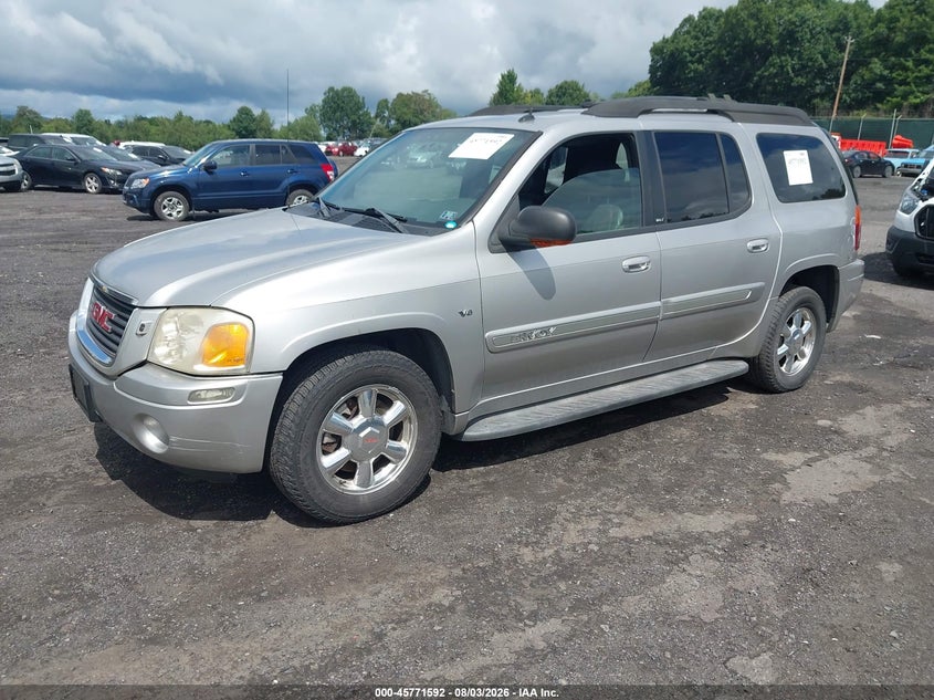 2004 GMC ENVOY XL auction photo 2