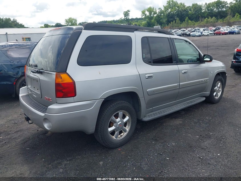2004 GMC ENVOY XL auction photo 4