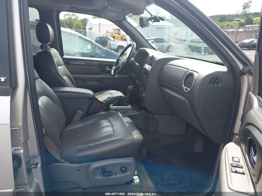 2004 GMC ENVOY XL auction photo 5