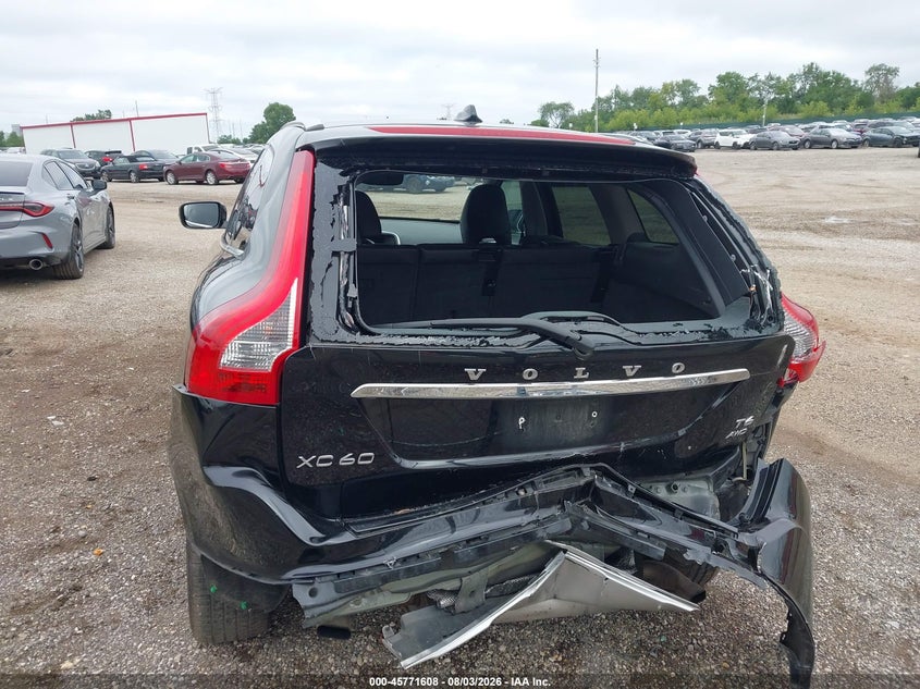VOLVO XC60 - zdjęcie 16