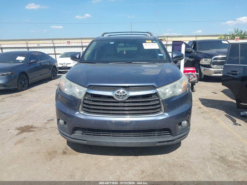 TOYOTA HIGHLANDER - zdjęcie 12