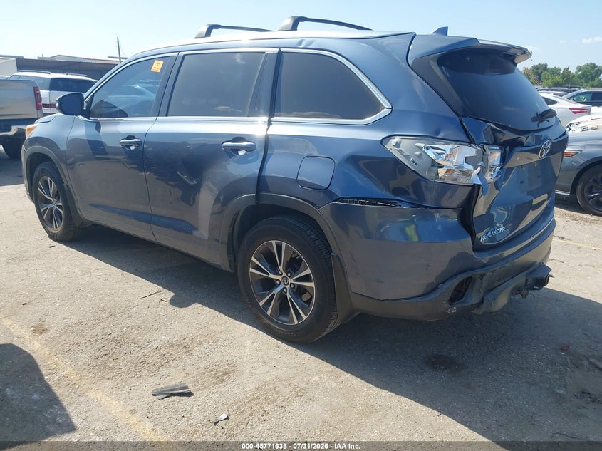TOYOTA HIGHLANDER - zdjęcie 3