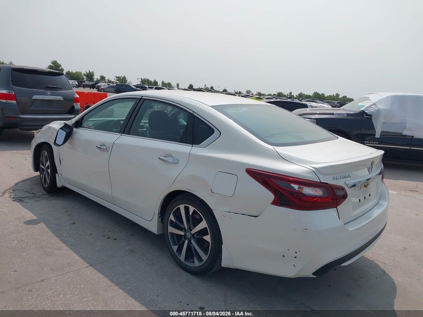 Vin: 1n4al3ap4hc253413, lot: 46270498, nissan altima 2.5 sr 20173
