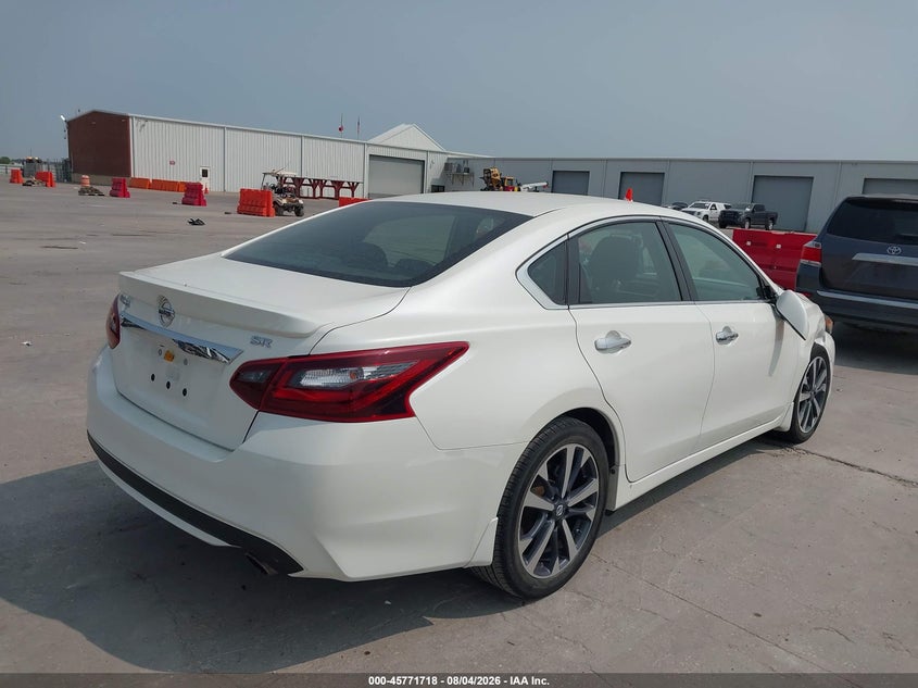 Vin: 1n4al3ap4hc253413, lot: 46270498, nissan altima 2.5 sr 20174