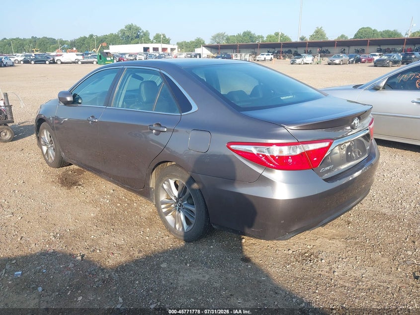 2016 TOYOTA CAMRY auction photo 3