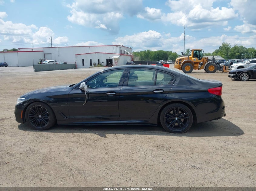 BMW M550I - zdjecie 14