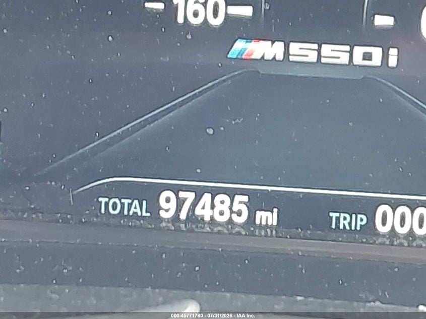 BMW M550I - zdjecie 15