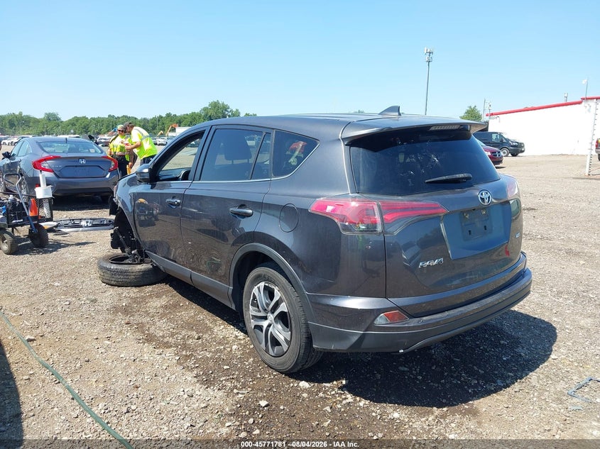 Vin: jtmzfrev0hj142434, lot: 46270561, toyota rav4 le 20173