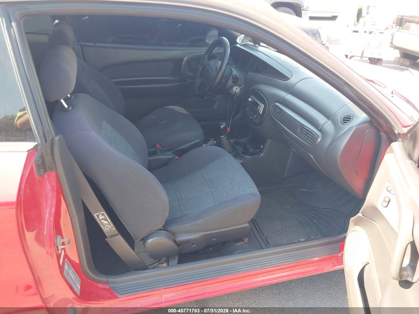 2001 FORD ESCORT auction photo 5