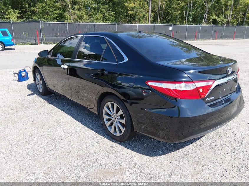 TOYOTA CAMRY - zdjęcie 3
