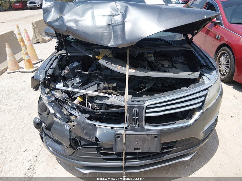 2017 LINCOLN MKC auction photo 6