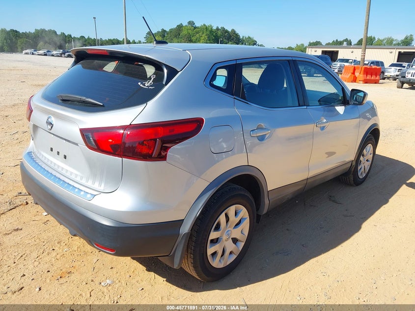 Vin: jn1bj1cp3kw520149, lot: 46270671, nissan rogue sport s 20194