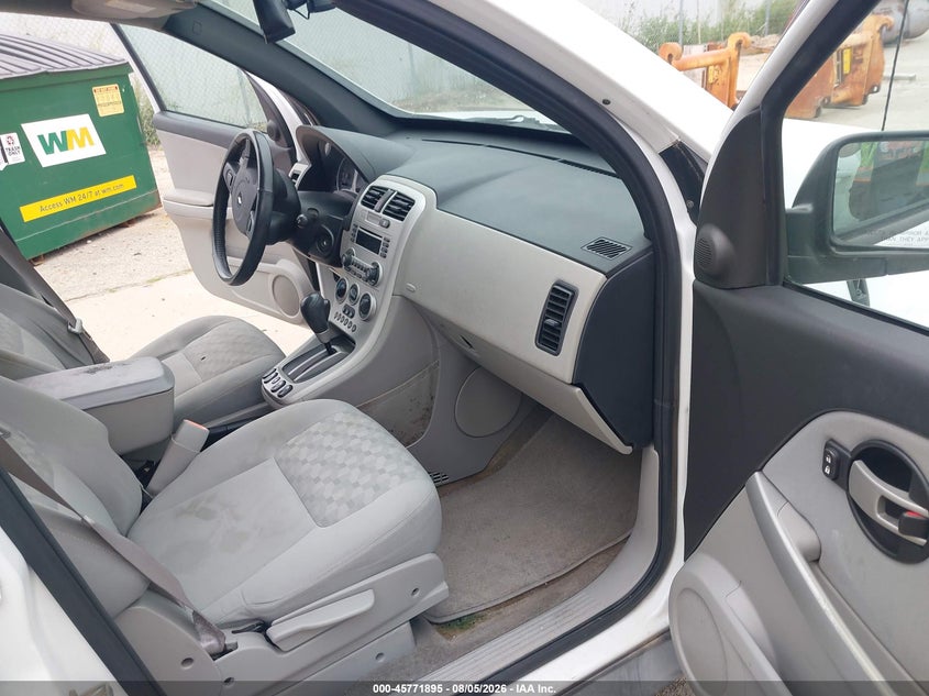 2005 CHEVROLET EQUINOX auction photo 5