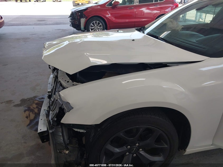 2021 CHRYSLER 300 auction photo 6