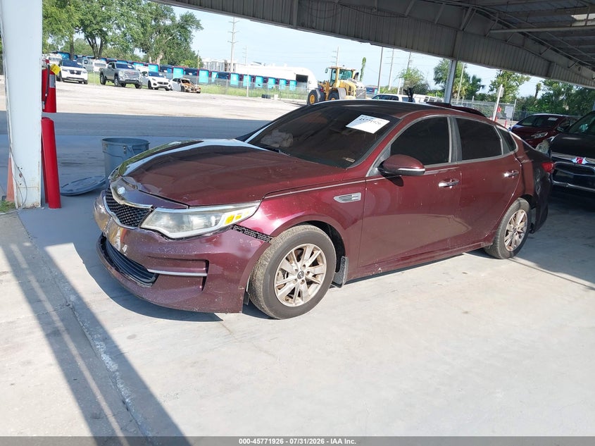 Vin: 5xxgt4l30hg166080, lot: 46270706, kia optima lx 20172
