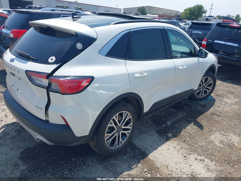 Vin: 1fmcu9h67mua61371, lot: 46270761, ford escape sel 20214