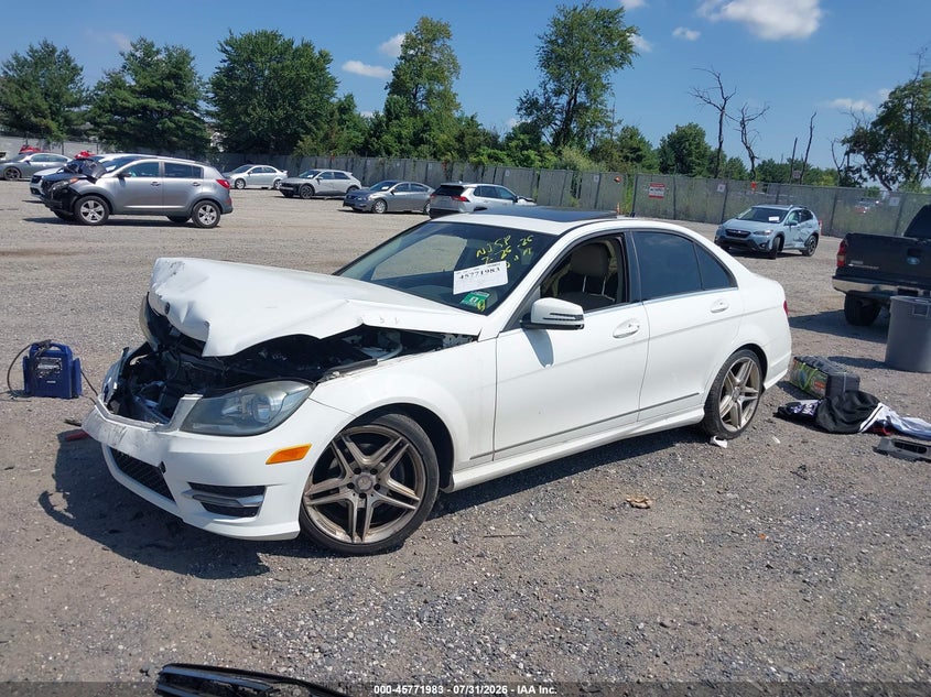 2014 MERCEDES-BENZ C 250 auction photo 2