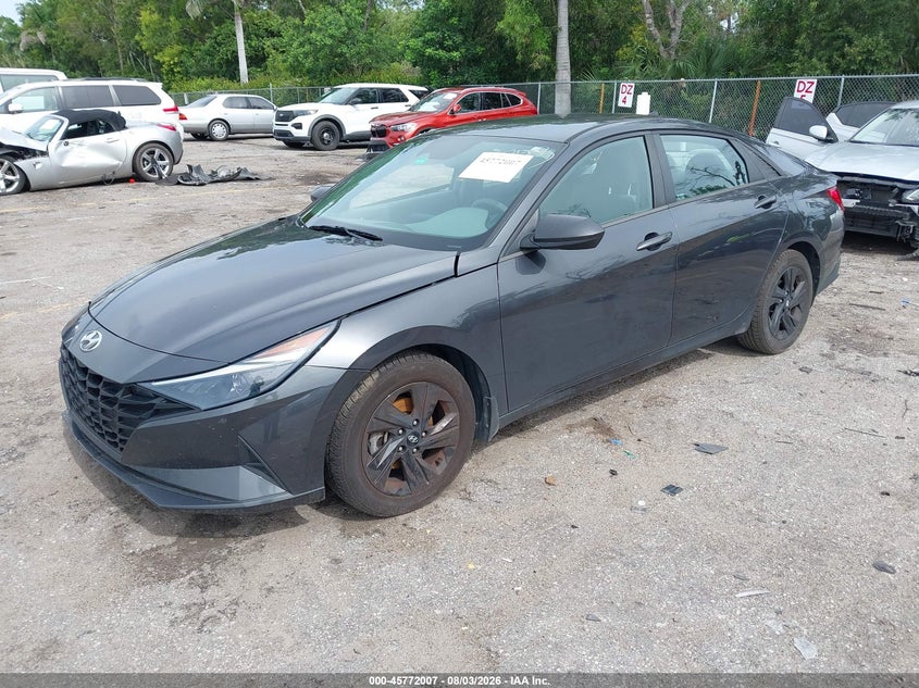 2022 HYUNDAI ELANTRA auction photo 2
