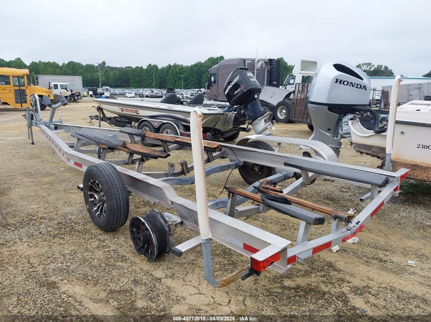 2021 MAGIC TILT BOAT TRAILER BOAT TRAILER auction photo 3