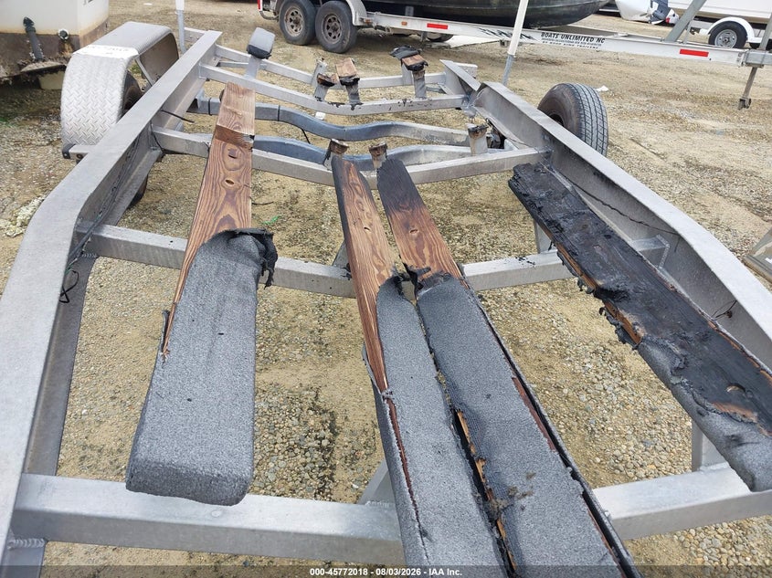 2021 MAGIC TILT BOAT TRAILER BOAT TRAILER auction photo 8