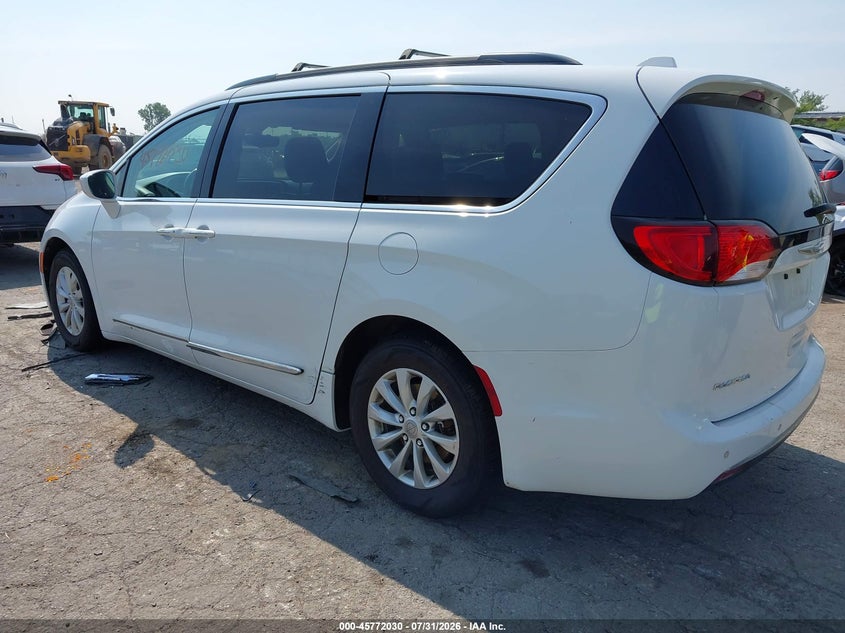 Vin: 2c4rc1bg6hr520736, lot: 46270810, chrysler pacifica touring-l 20173