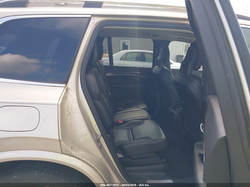 2016 VOLVO XC90 auction photo 8