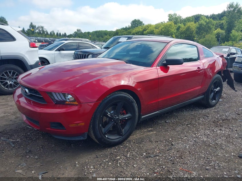 2011 FORD MUSTANG auction photo 2