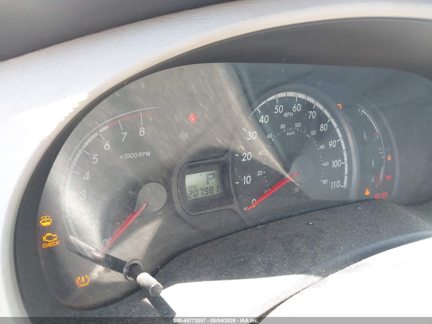 2011 TOYOTA SIENNA auction photo 7