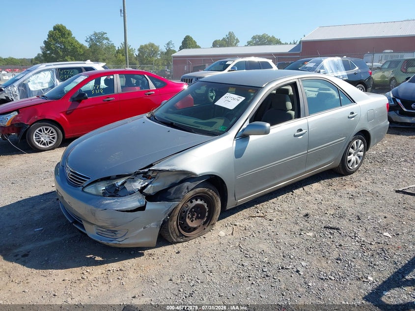 2006 Toyota Camry, Left Front, IAAI, VIN 4T1BE32K86U650363 — photo 2