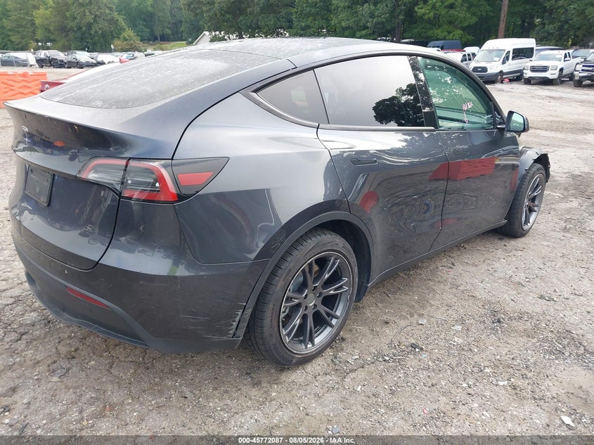 2025 TESLA MODEL Y auction photo 4
