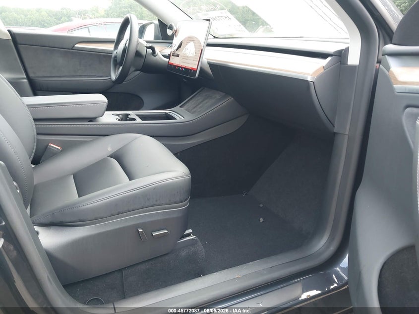 2025 TESLA MODEL Y auction photo 5