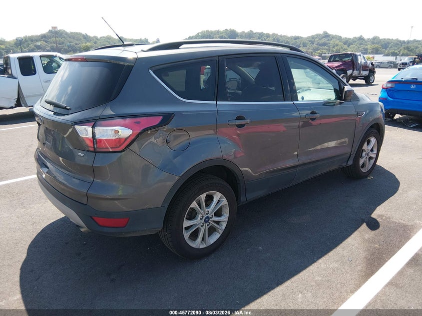 Vin: 1fmcu0gd3hud51608, lot: 46270872, ford escape se 20174